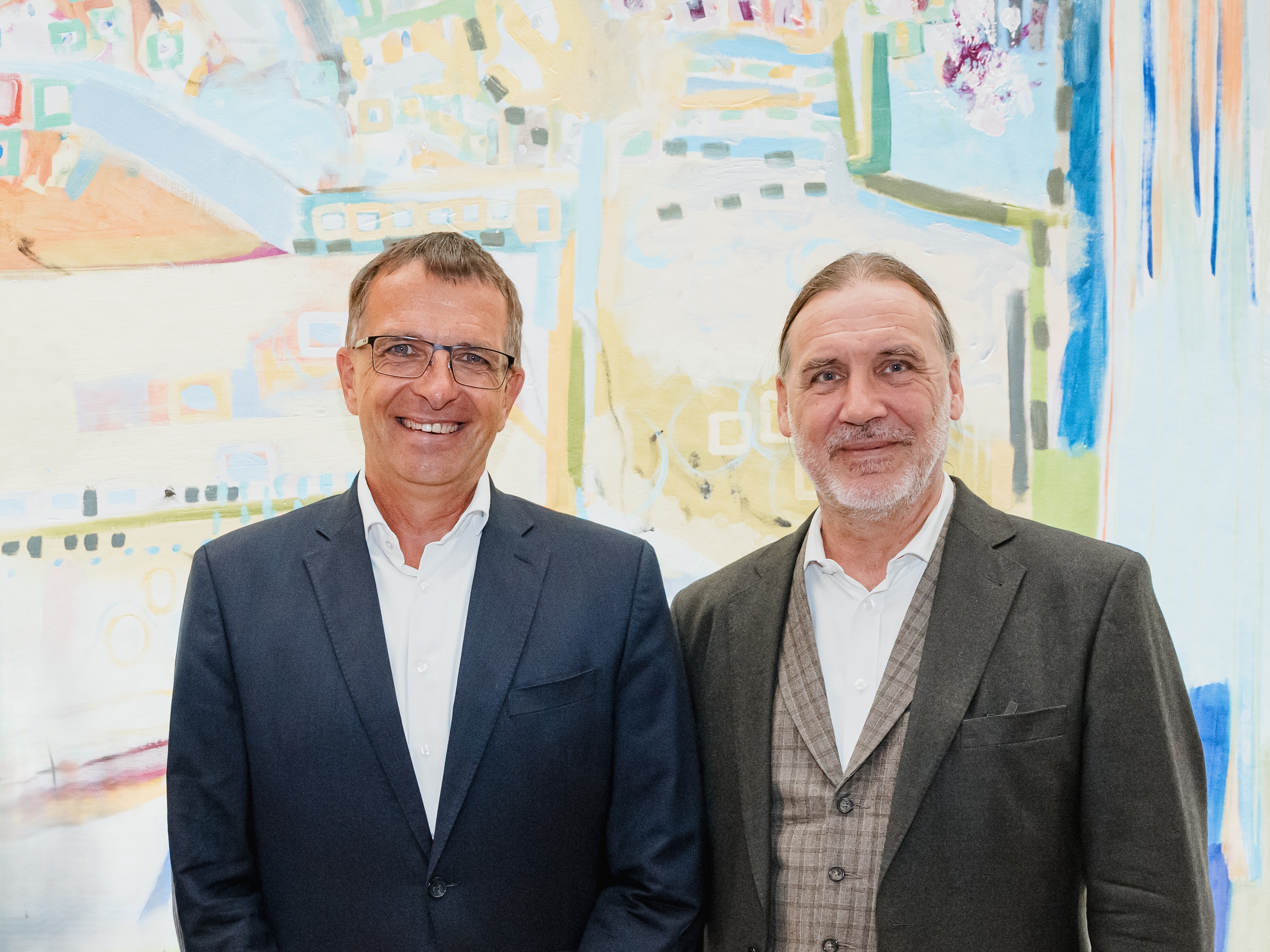 Steffen Jüstel (l.), Geschäftsführer Deutschland bei ZEITGEIST Asset Management, mit Karsten Dietrich, Vorstandsvorsitzender der WKHL © kreativmedia-berlin